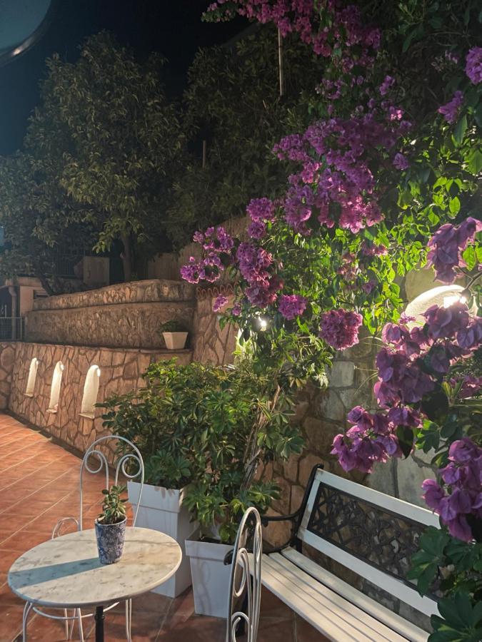 Apartmani Iva Becici ภายนอก รูปภาพ